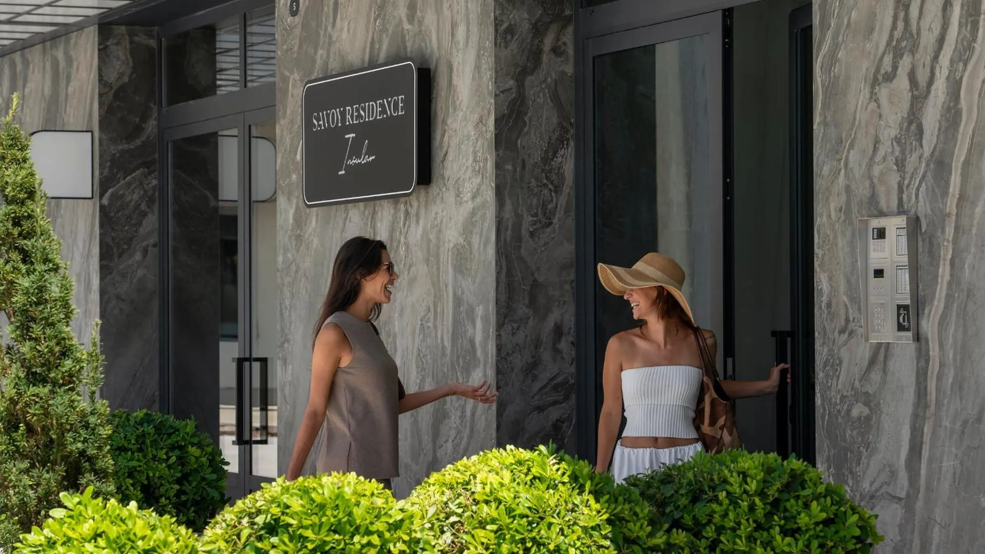 Savoy Insular I By An Island Apart Funchal  Apartament Funchal (Madeira)